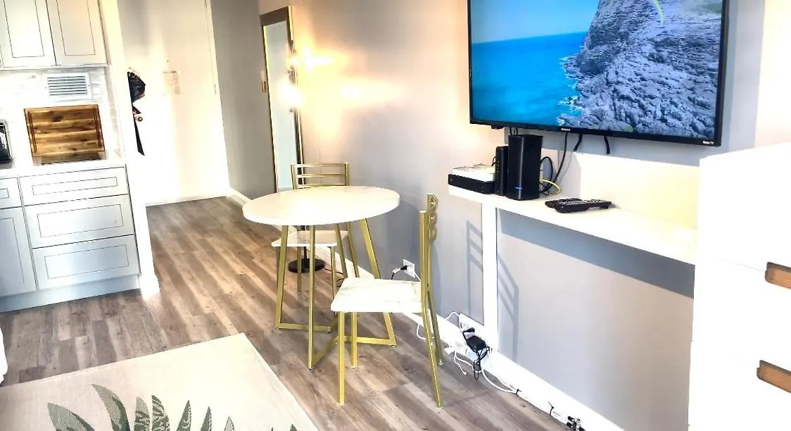 Marine Surf Waikiki 9Th Floor - Parking Included Apartment Honolulu